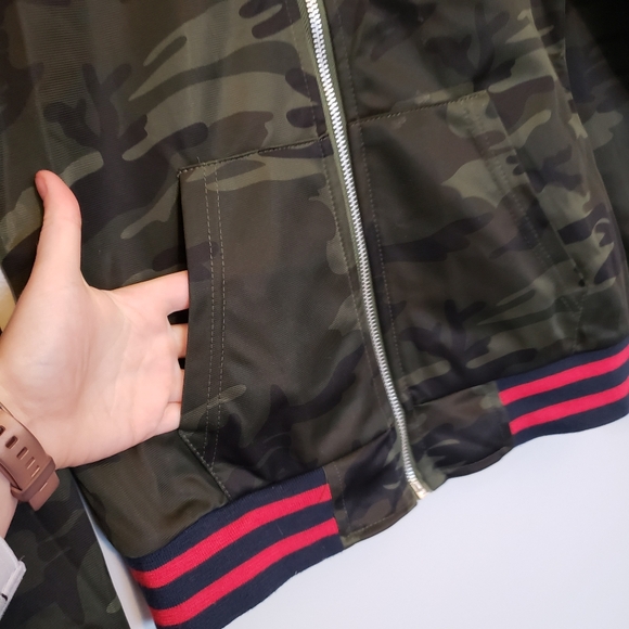 ⭐American Stitch 2 Piece Camo Green & Coral Stripe Zip Up Track Suit Size Small - Picture 3 of 16